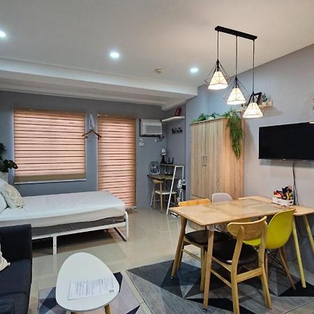 The Fika Room Near Mnl Airport - Scandi Studio Unit With Fast Wi-Fi & Netflix - Read Full Property Desc Before Booking Manille Extérieur photo